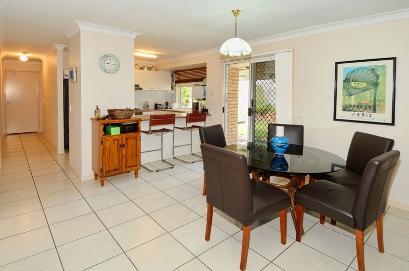 4 Hinchinbrook Court, LITTLE MOUNTAIN, QLD 4551