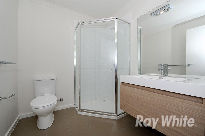 6/8 Pine Crescent, BORONIA, VIC 3155