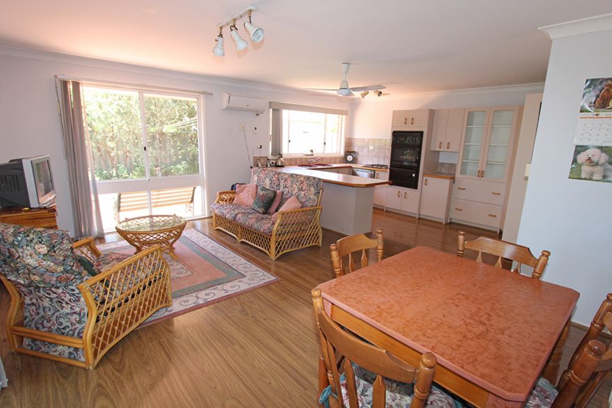 3 Maxwell Close, GREEN POINT NSW 2251