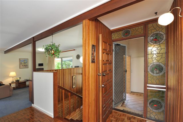5 Jellicoe Street, MOUNT LOFTY, QLD 4350