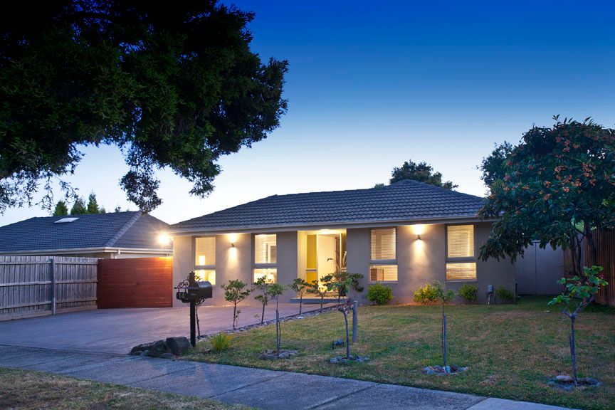 14 Amblecote Crescent, MULGRAVE VIC 3170