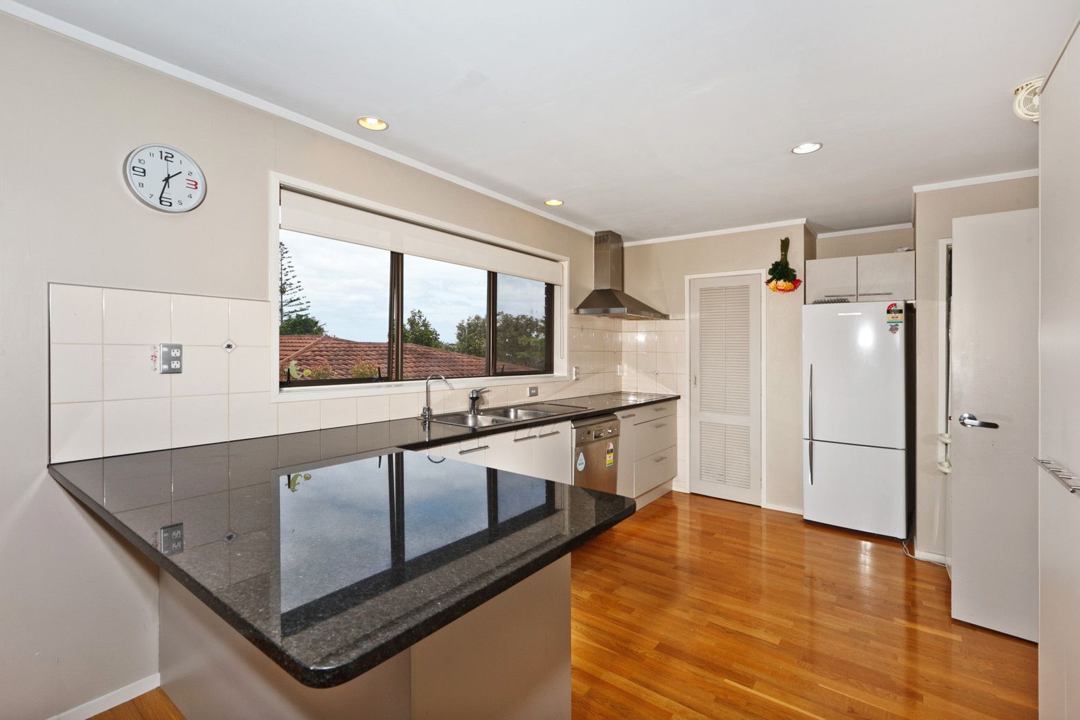 61A Forrest Hill Road, MILFORD, North Shore City
