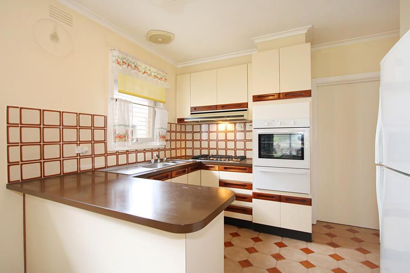 4 Connell Road, OAKLEIGH, VIC 3166