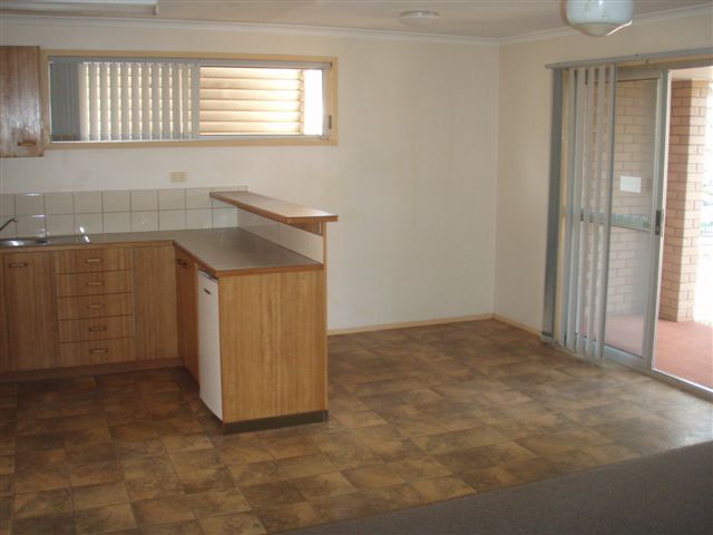 1/198 Ramsay Street, CENTENARY HEIGHTS, QLD 4350
