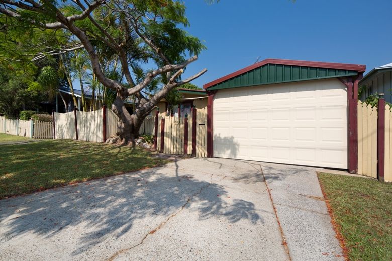 12 Fox Avenue, SOUTHPORT, QLD 4215
