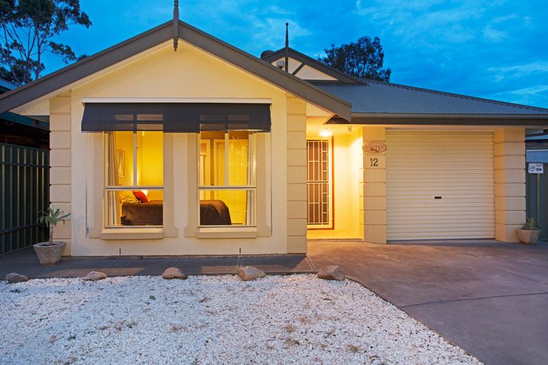 12 Wakehurst Avenue, OAKDEN SA 5086