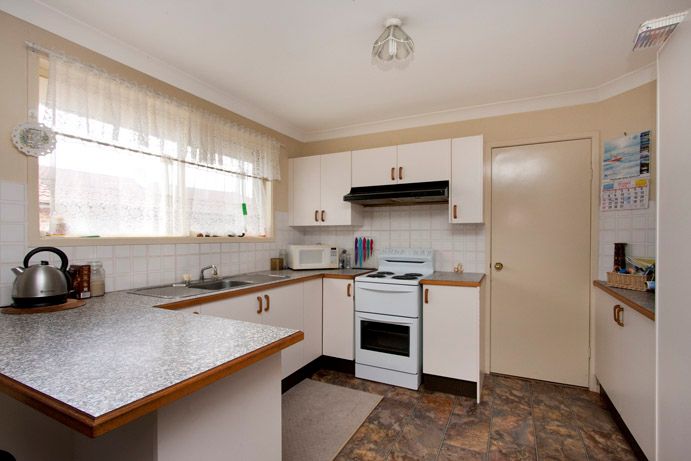 24 Balmaringa Avenue, NORTH NOWRA, NSW 2541