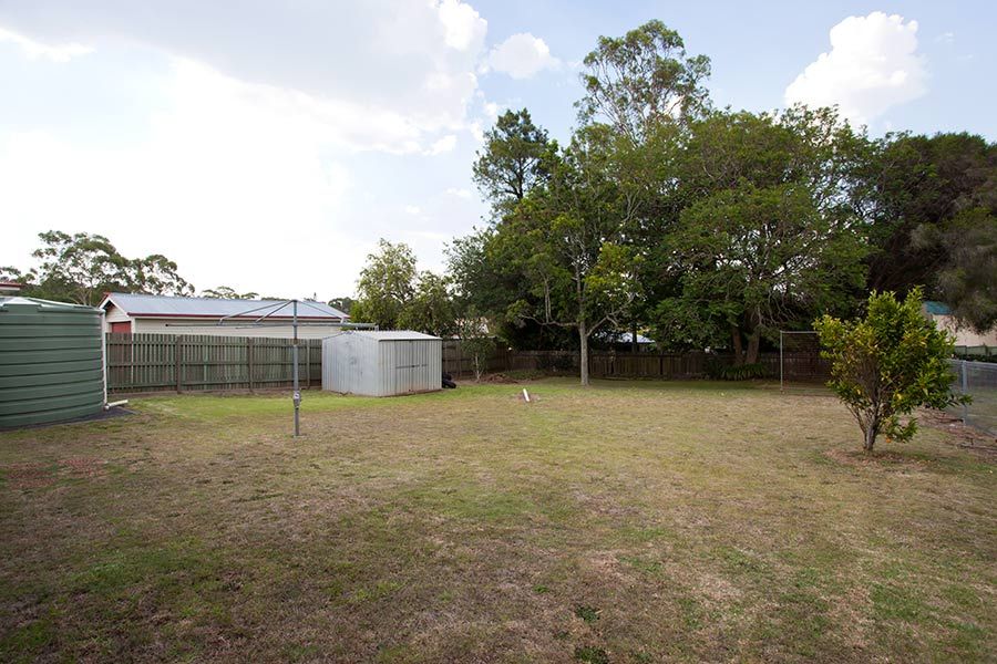 21 Tynedale Avenue, NEWTOWN, QLD 4350