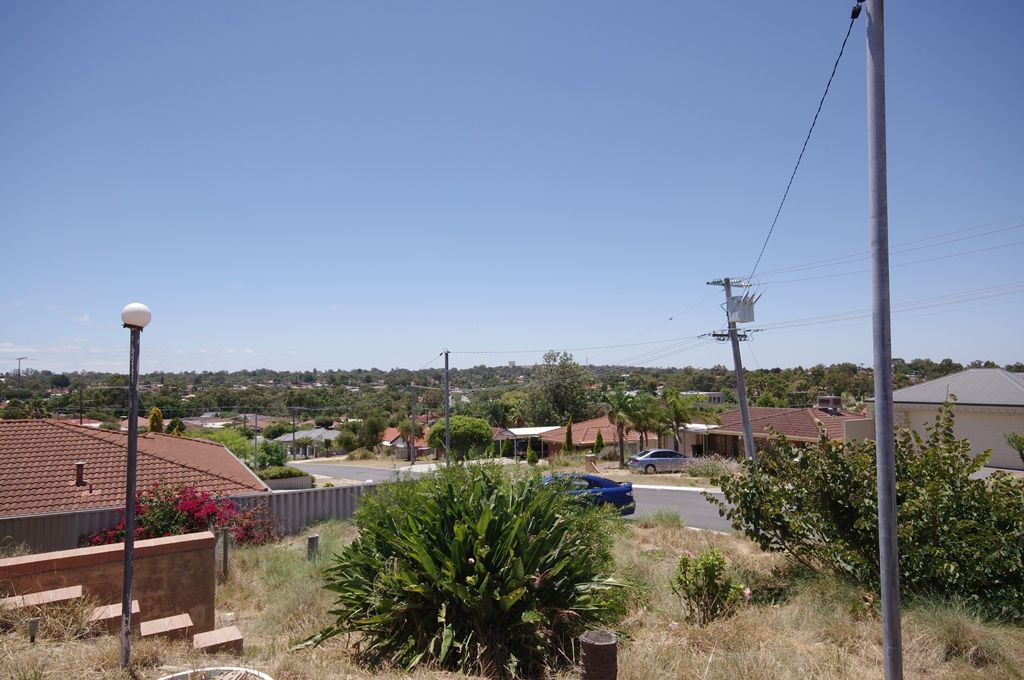 1 Mulberry Lane, MIRRABOOKA, WA 6061