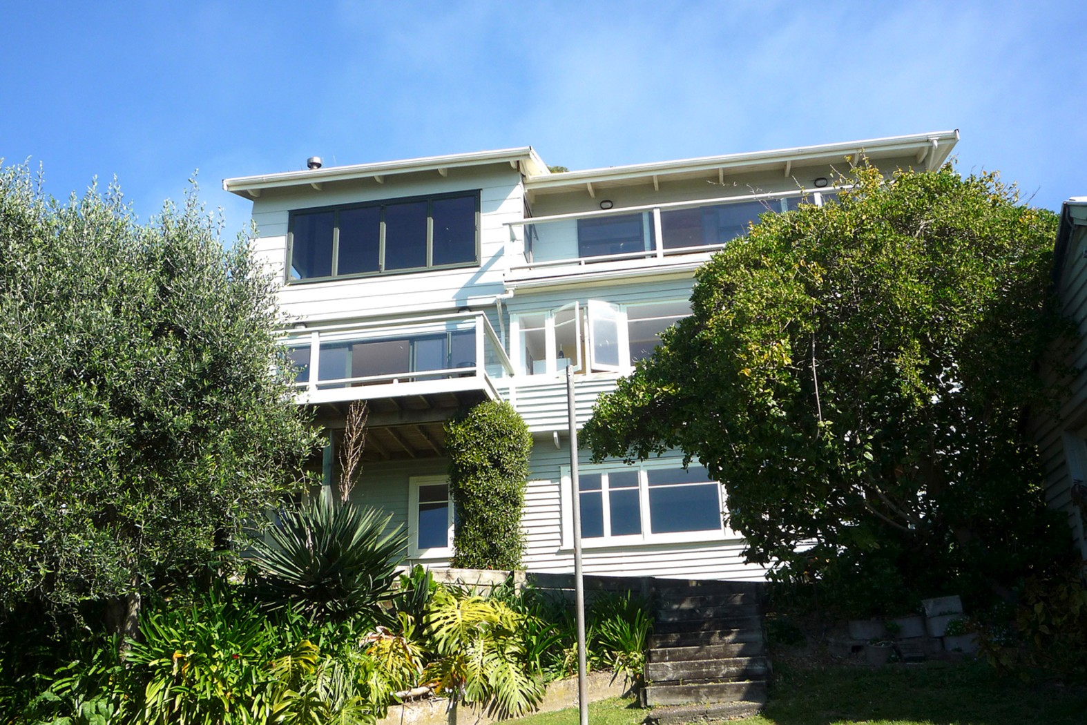 1 Sixth Avenue, ONETANGI, Waiheke Island