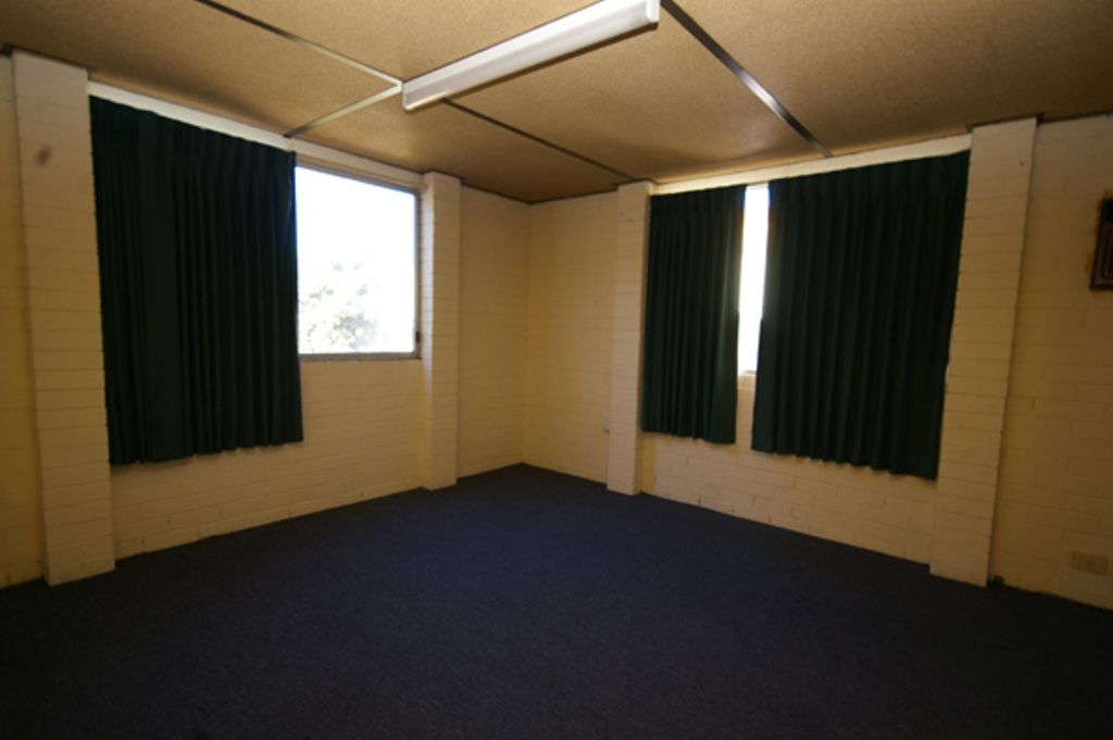 7 Yeaman Court, KOONDOOLA, WA 6064