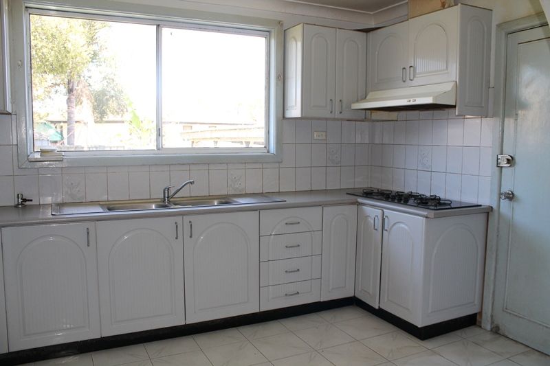 BONNYRIGG, NSW 2177