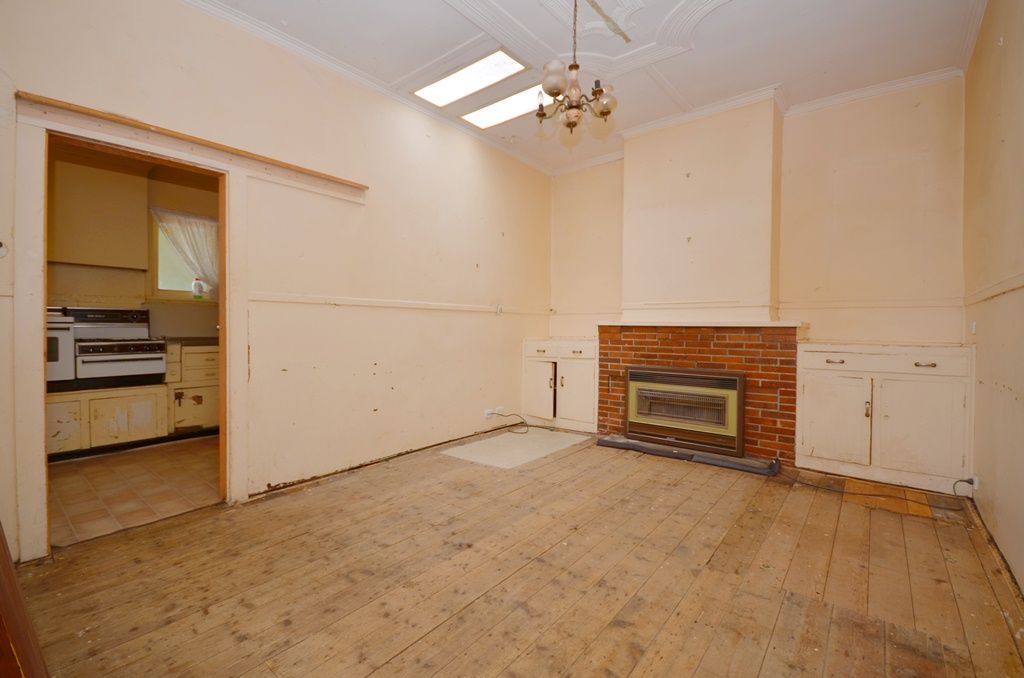 106 Brougham Street, SOLDIERS HILL, VIC 3350
