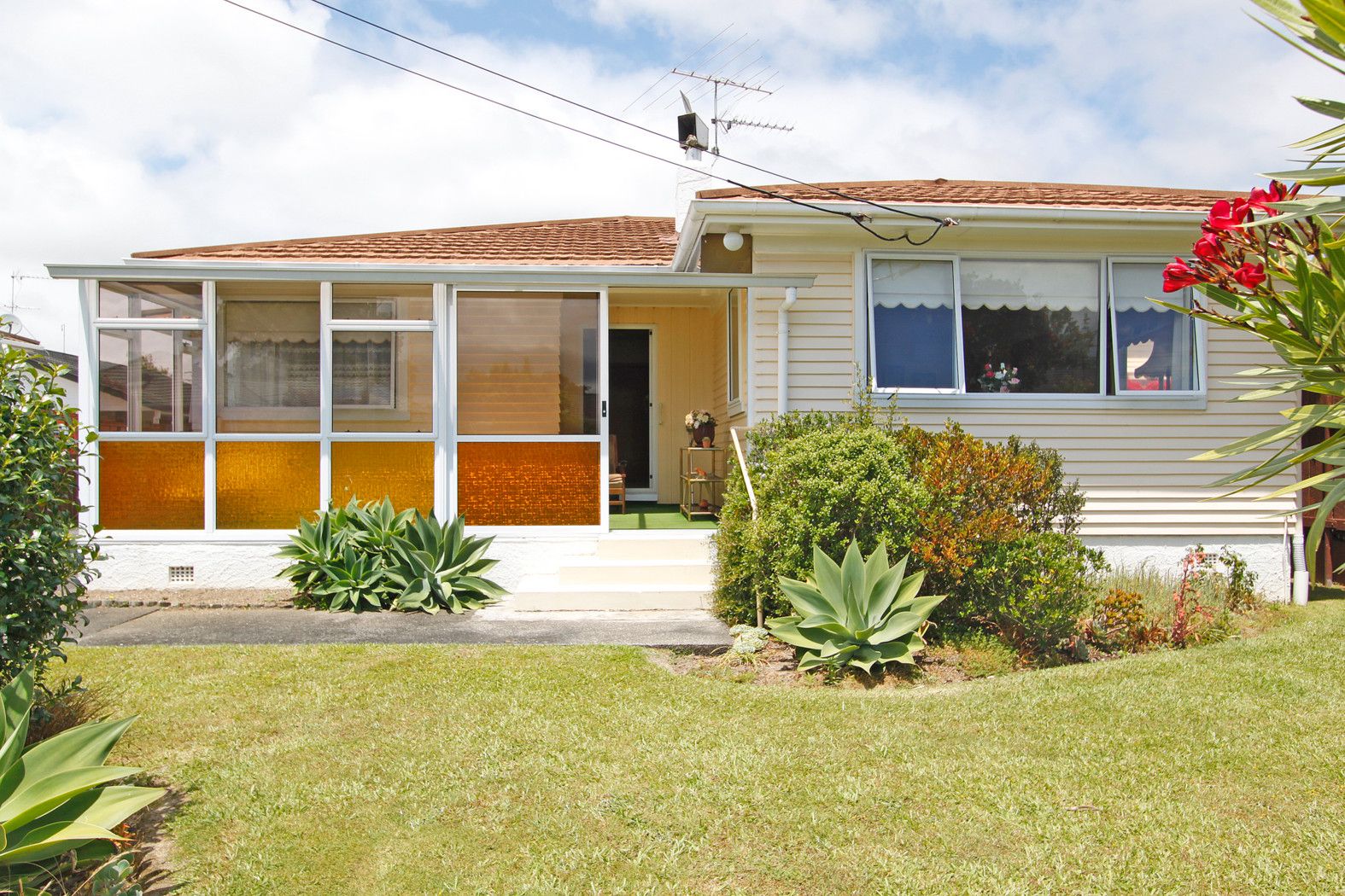1/6 Browns Avenue, PAKURANGA, Manukau City