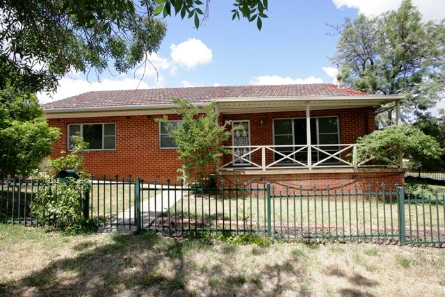 7 Waranga Avenue, MOUNT AUSTIN, NSW 2650