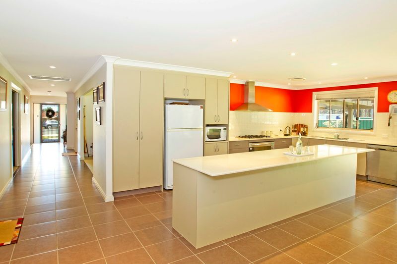 27 Barden Close, CALLALA BAY, NSW 2540