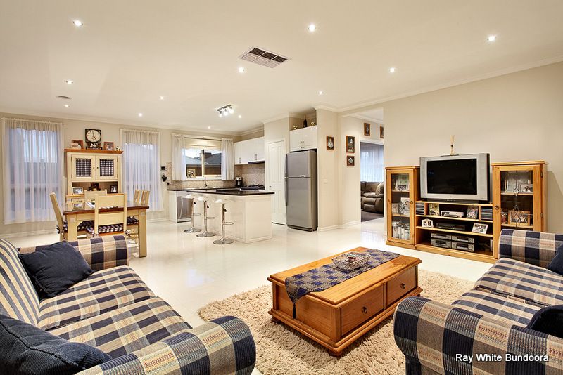 27 Gunghalin Drive, DOREEN, VIC 3754