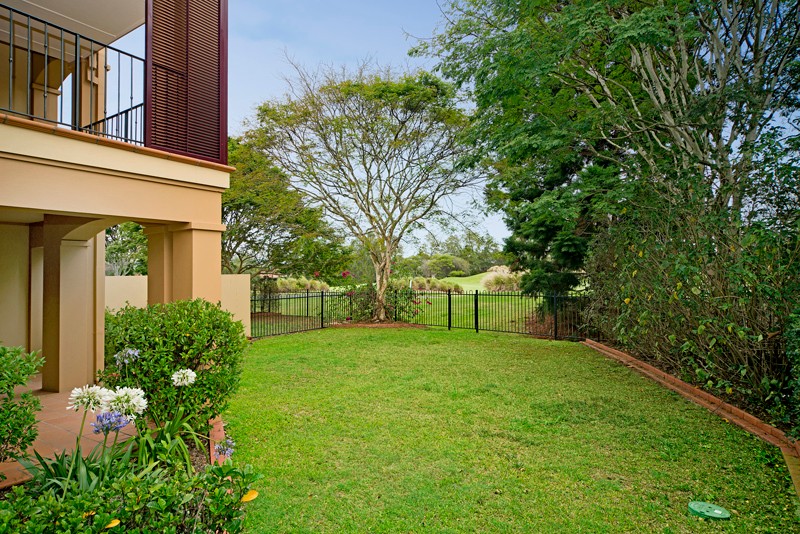 3215 The Palladian Drive, HOPE ISLAND, QLD 4212