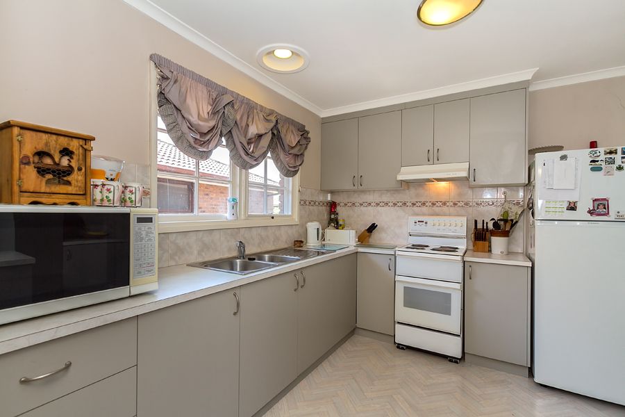 80 Station Road, MELTON SOUTH, VIC 3338