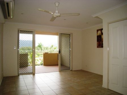 10/110 Moore Street, TRINITY BEACH, QLD 4879