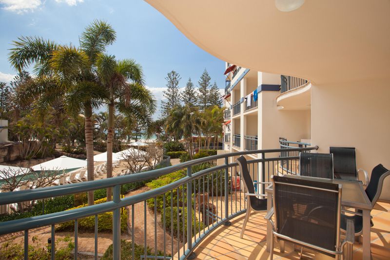99 Griffith Street 'Calypso', COOLANGATTA QLD 4225