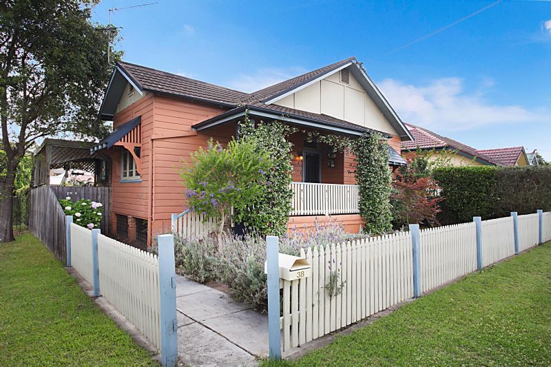 38 Lawes Street, EAST MAITLAND NSW 2323