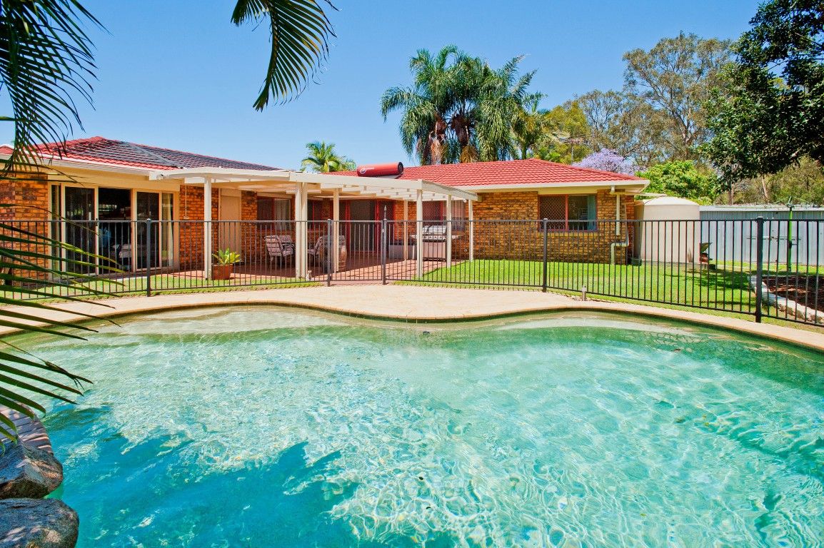 36 Blue Grass Crescent, EIGHT MILE PLAINS, QLD 4113