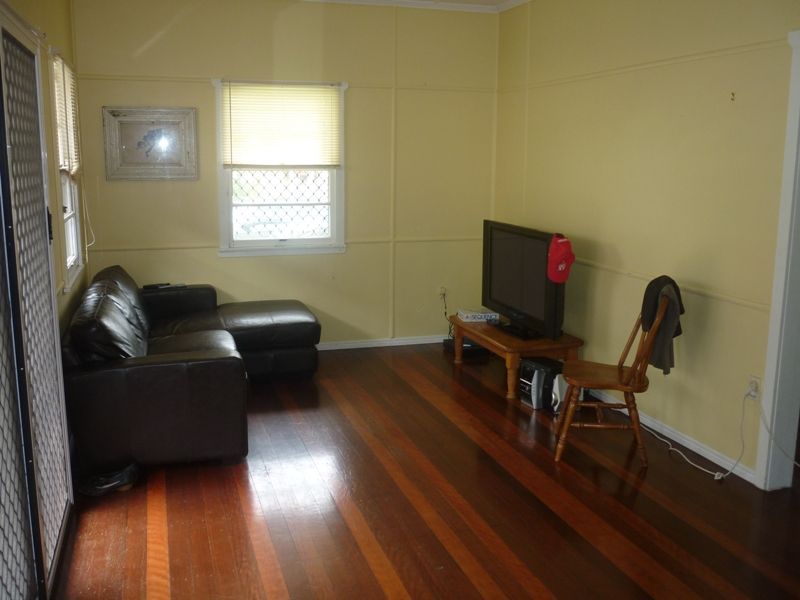 28 Taylor Avenue, GOLDEN BEACH, QLD 4551