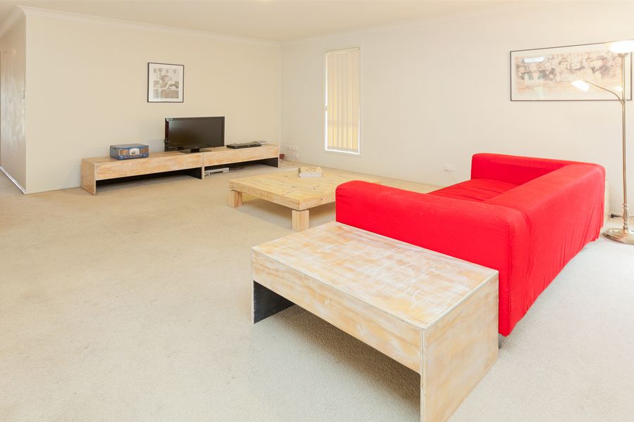 14 Bengar Place, SEVENTEEN MILE ROCKS, QLD 4073