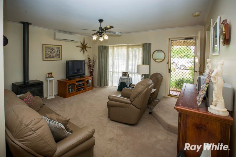 17 Templeton Crescent, PAKENHAM, VIC 3810