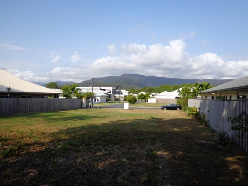 Trinity Beach, QLD 4879