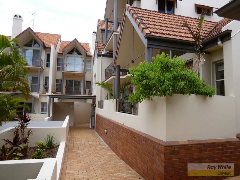38 Riverview Terrace, HAMILTON QLD 4007