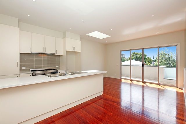 2/8 Chaleyer Street, RESERVOIR, VIC 3073