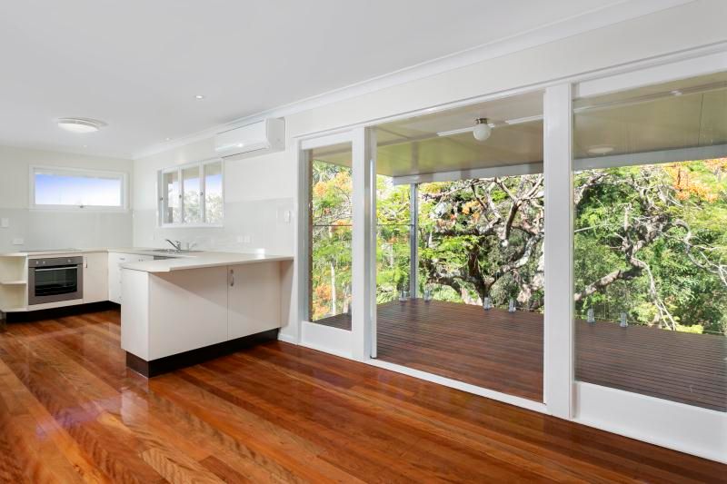 15 Lugg Street, Bardon, QLD 4065