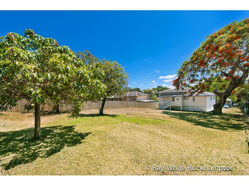 10 Marris Street, THE RANGE, QLD 4700