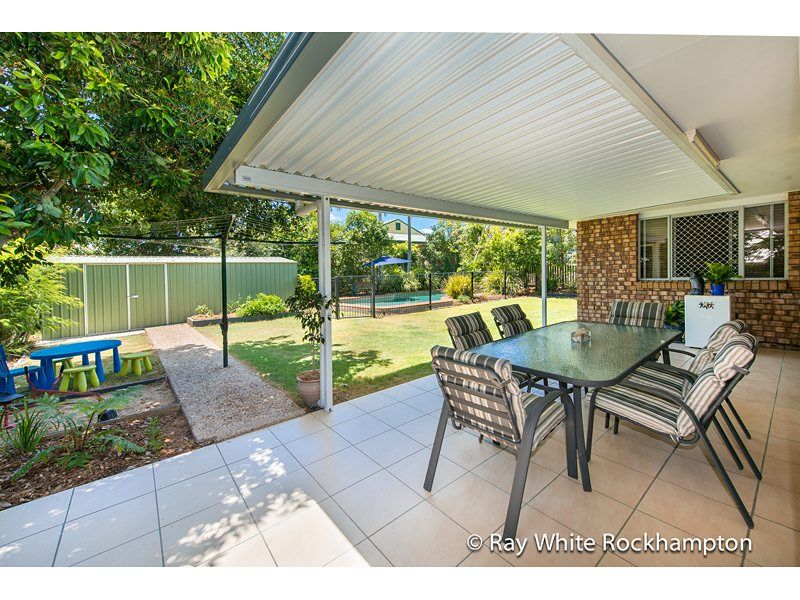 6 Van Haeren Street, KAWANA, QLD 4701