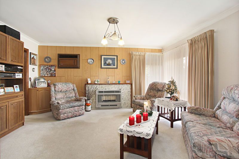11 Moore Avenue, CLAYTON SOUTH, VIC 3169