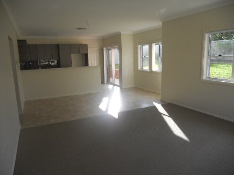 Unit 1 5a Kookaburra Street, PARKES, NSW 2870