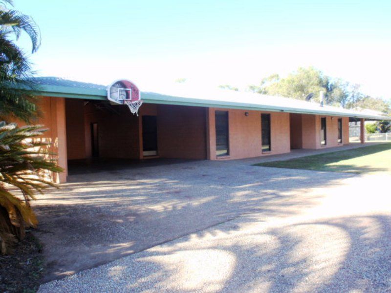 8 Roseanne Road, EMERALD, QLD 4720