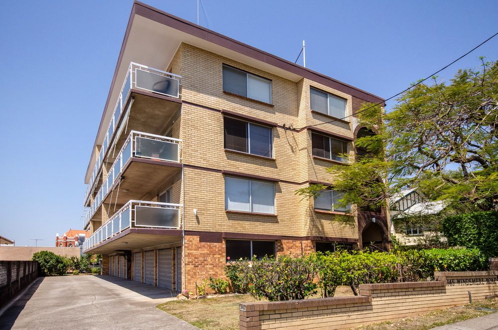 145 Windermere Road, HAMILTON QLD 4007