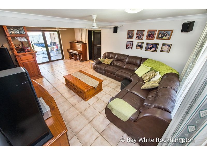 28 Agnew Avenue, NORMAN GARDENS, QLD 4701