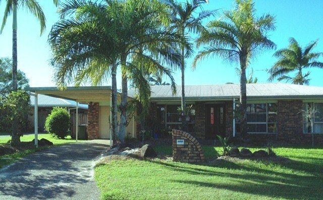 17 Edinburgh Place, BEACONSFIELD QLD 4740