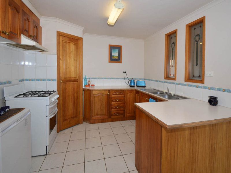 99 Pasley Street, SUNBURY VIC 3429