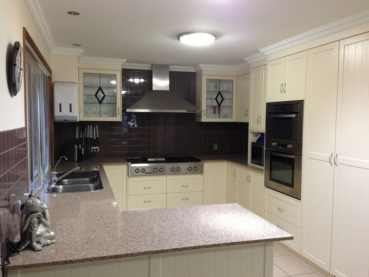 3 Lauren Court, GLENVALE, QLD 4350