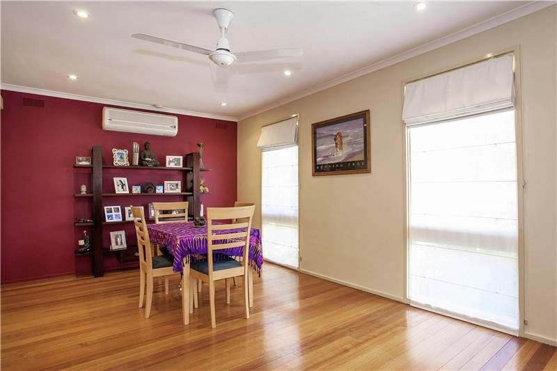 13 Sheeran Crescent, LARA, VIC 3212