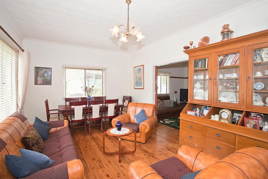 154 Jellicoe Street, North Toowoomba, QLD 4350