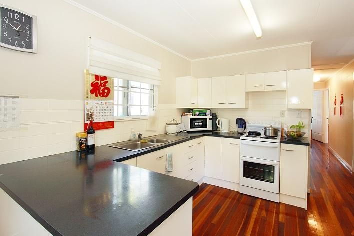 18 Ferguson Avenue, NORTHGATE, QLD 4013