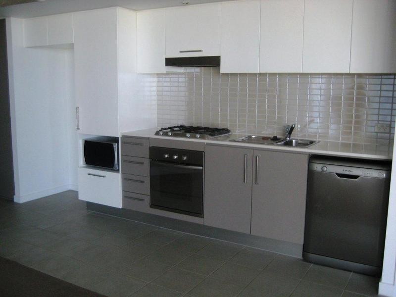 SOUTHPORT, QLD 4215