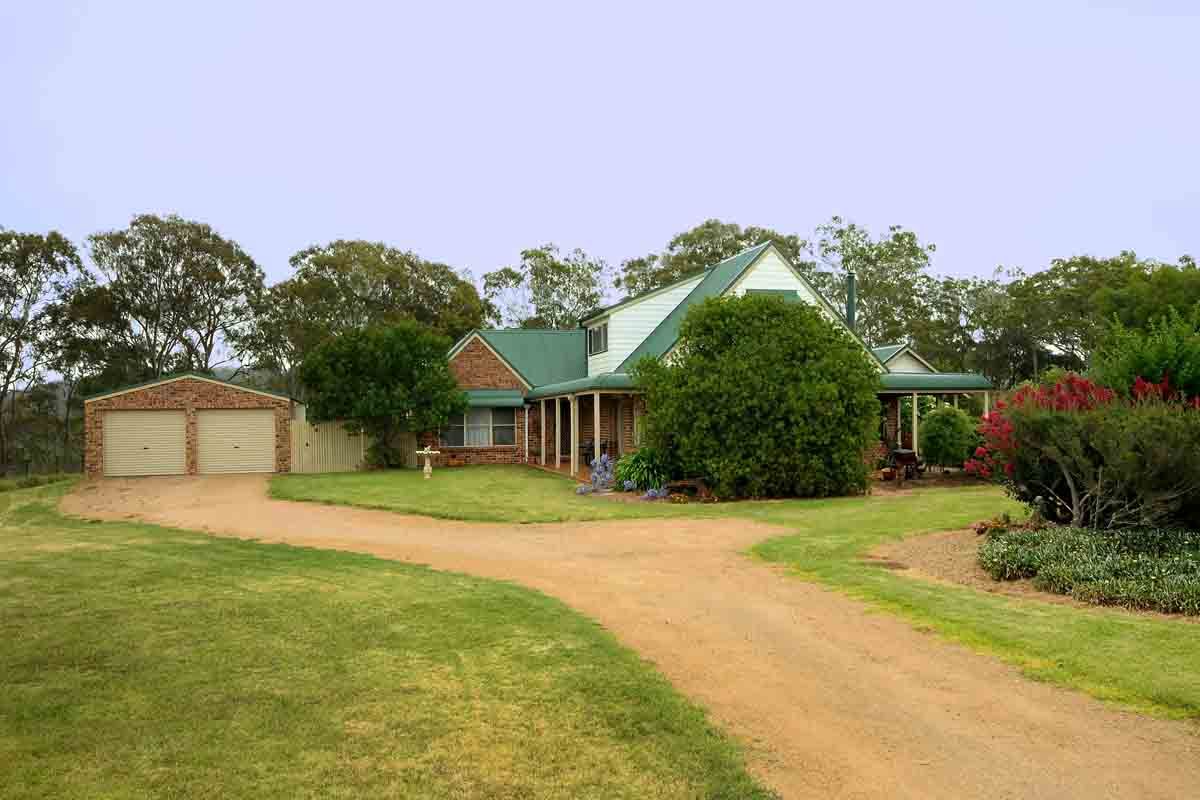 181-183 Postle Street, MOUNT RASCAL QLD 4350