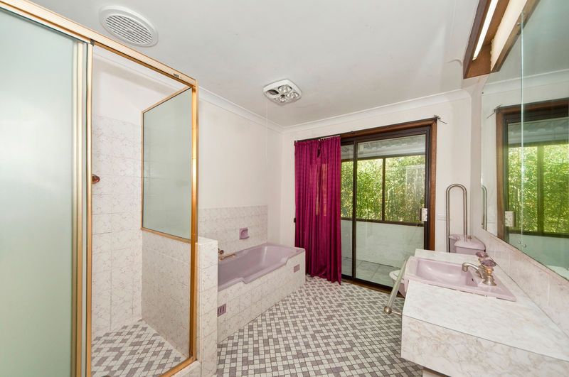 11A and 11B McKeahnie Street, WEETANGERA, ACT 2614